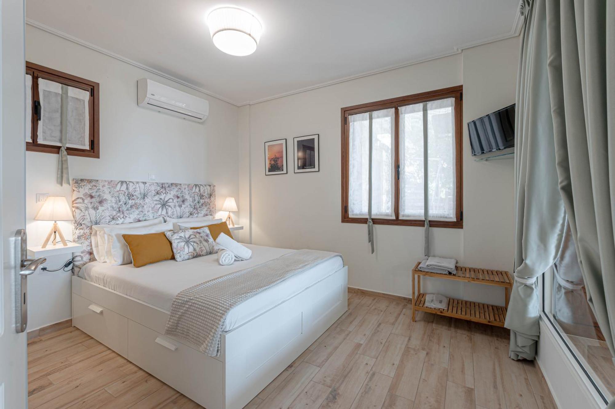 Paralio Astros Beachfront Suites Хіропігадо Екстер'єр фото