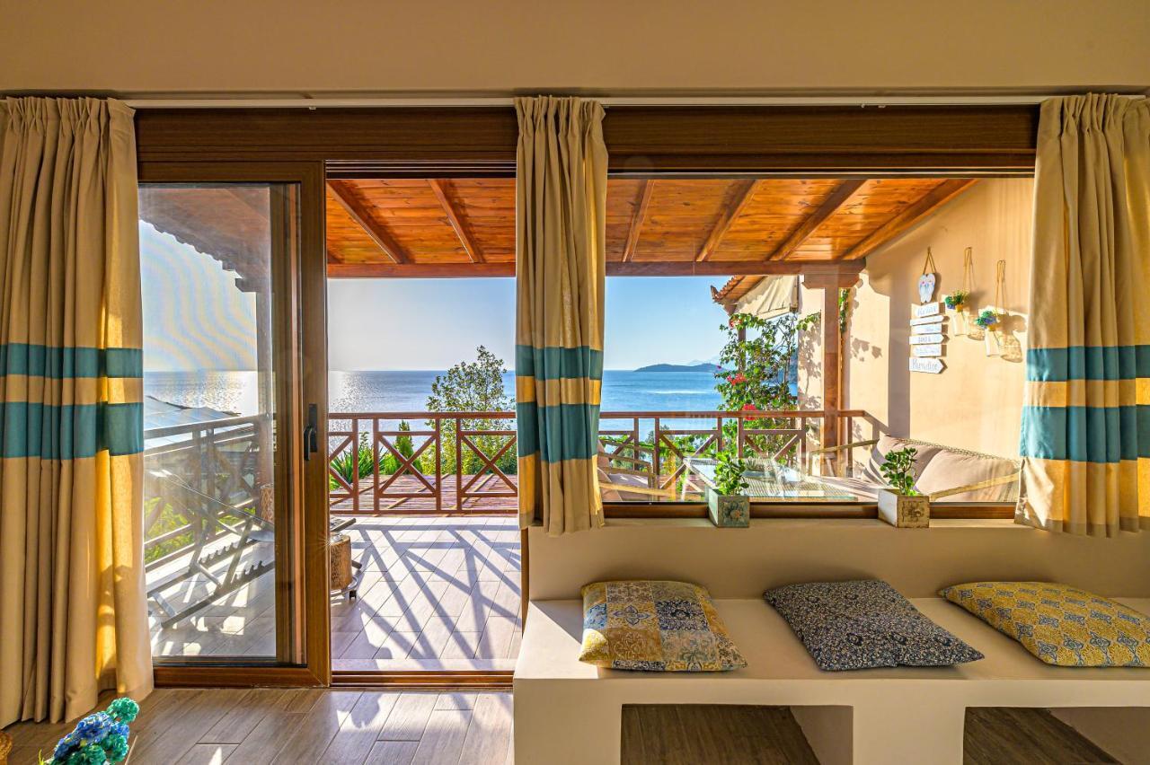 Paralio Astros Beachfront Suites Хіропігадо Екстер'єр фото