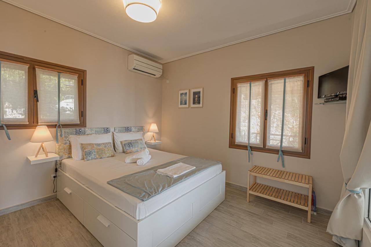 Paralio Astros Beachfront Suites Хіропігадо Екстер'єр фото