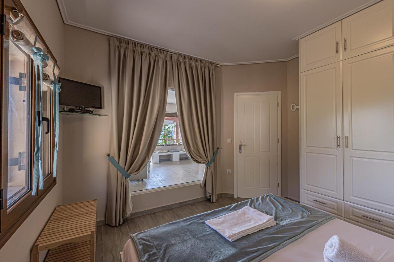 Paralio Astros Beachfront Suites Хіропігадо Екстер'єр фото